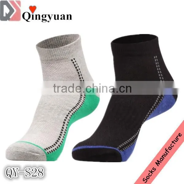 Wholesale Custom Lanesboro Men Sport Track Socks