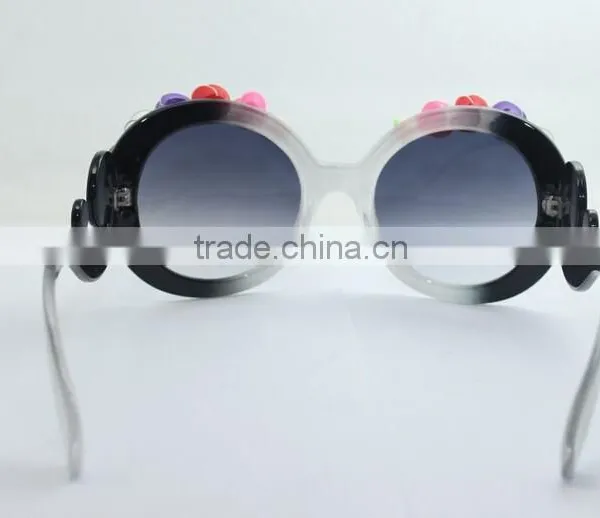 Women's Vintage Beach Style Round Frames UV400 Multi-color Rose Flower Sunglasses photo-3