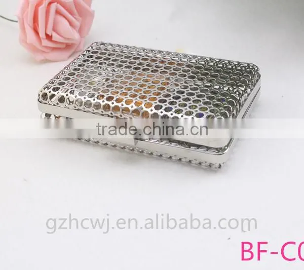 Guangzhou Metal Box Frame for Lady Purse, Lady Evening Bag, Silver Metal Frame photo-3