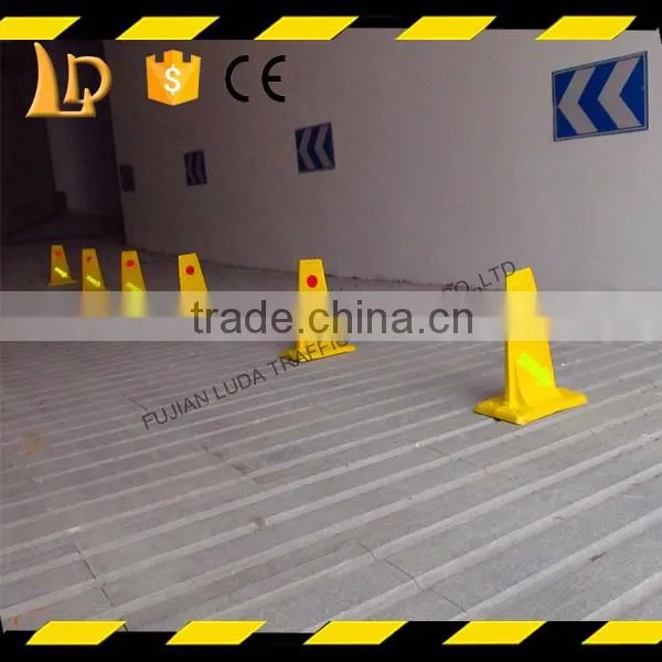 Wholesale Yellow Recycled EVA Road Safety Lane Separator photo-4