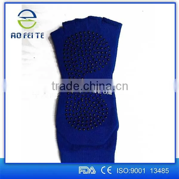 Best Selling Custom Fashion Men's Non-slip Socks photo-4