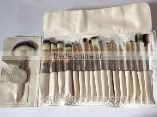 18pcs Rose Gold Ferrule Fashion Bag Makeup Brush Set photo-3