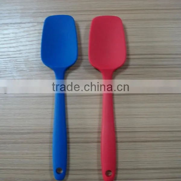 Best Selling Kitchen Non-stick Silicone Spatula Silicone Spoon photo-4