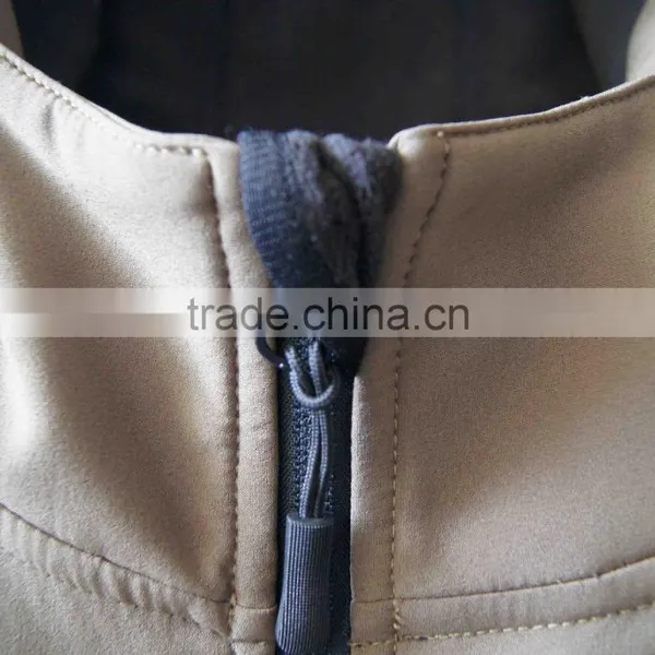 Private Logo OEM Service Outdoor Winter Softshell Jacket for Man photo-5