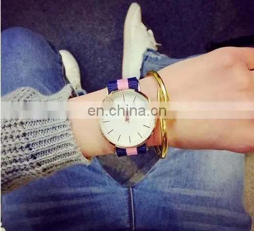 Golden Dial Quartz Watches British Retro Casual Canvas Belt Watches photo-3
