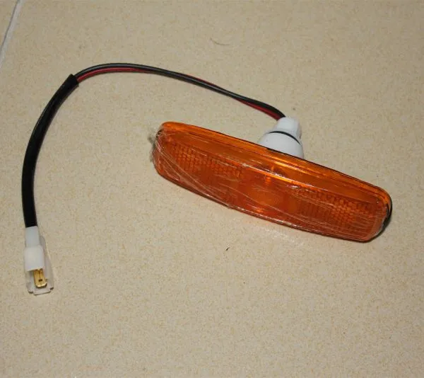 Good Quality SKL6129D SLK6128 SLK6120 Sunlong Bus Accessories 5-0532 Bus Side Light Led Lights 24v for Buses photo-3