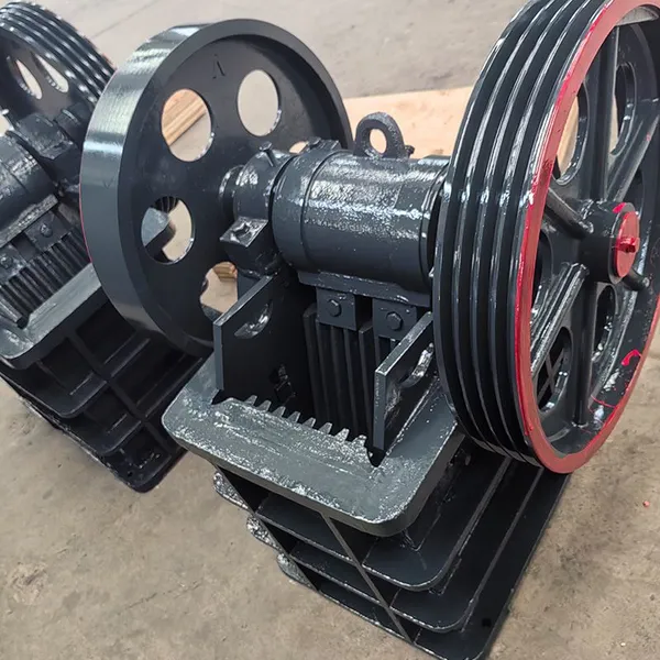 High Efficiency Hard Rock Gold Crushing Machine PE150*250 Jaw Crusher for Sale photo-2