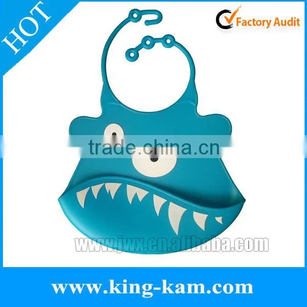 2014 China Supplier Wholesale Good Quality New Silicone Baby Bibs FDA Standard Non-toxic Silicone Baby Bib