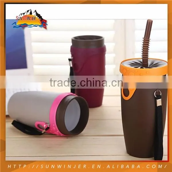 Plastic Fancy Fashion Designed Spin Cup Sport Bottle photo-5