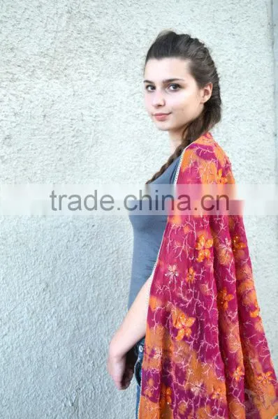 Large Hot Pink Summer Shawl, Sequin Shawl, Indian Shawl, Magenta Scarf, Embroidered Scarf, Crimson Shawl, Silk Scarves, Belly da photo-4