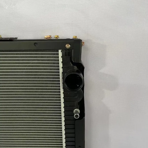 CHINA SINOTRUK WG9925530136 Aluminium Radiator TRUCK RADIATOR CNHTC photo-5