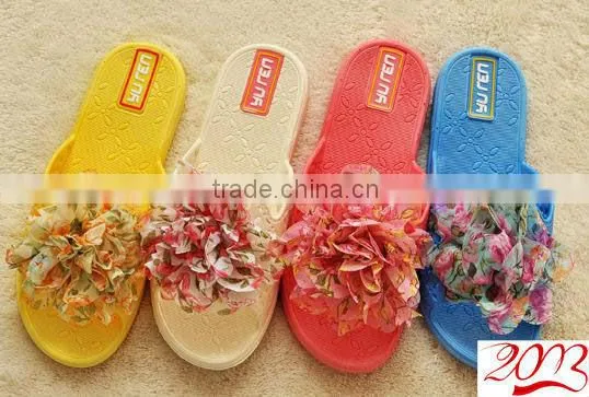 Used PVC Slipper Air Blowing Moulding Machine in Stock photo-6
