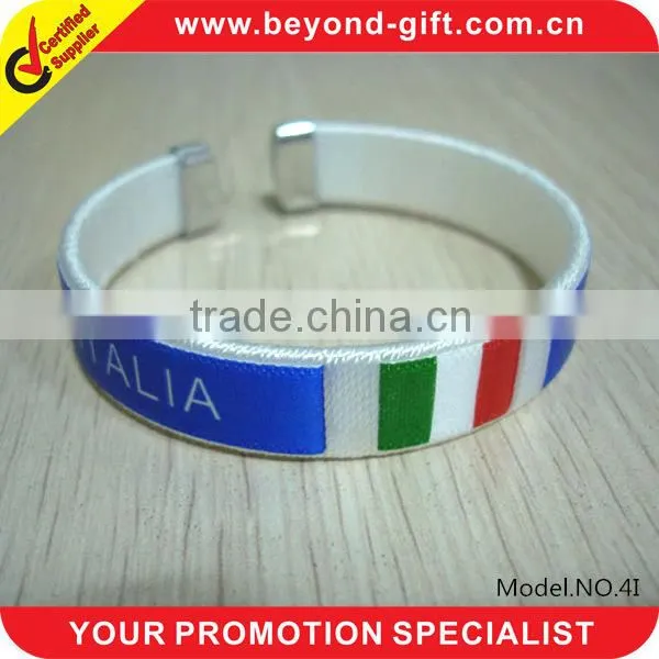 High Quality Custom Wristbands for Teens