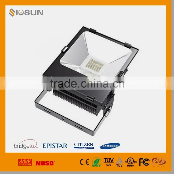 70W 7100Lumens IP65 3000K SMD China Outdoor LED Flood Light photo-4