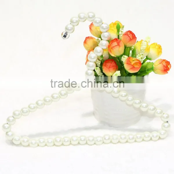 2015 Hot Sale High Quality Pet Hanger Pearl Beaded Pet Clothes Hanger photo-3