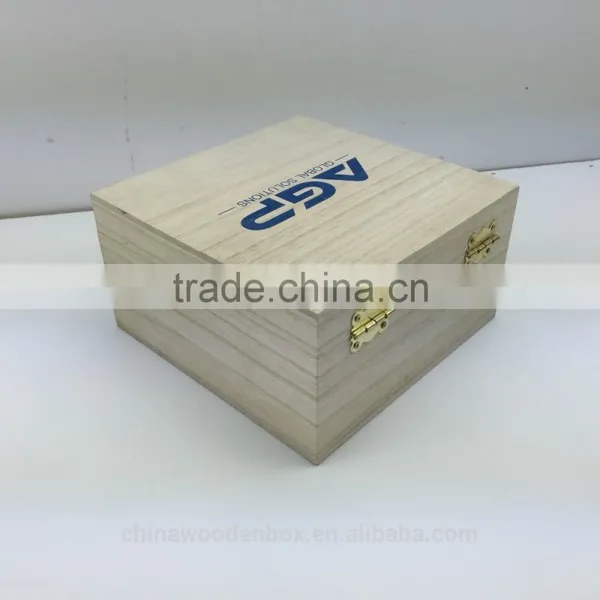 Eco-friendly Wooden Pine Essential Oil Box With Dividers photo-2