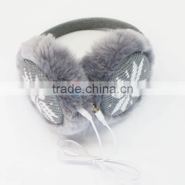 Creative Mobile Knitted Gray Earmuff With Speaker