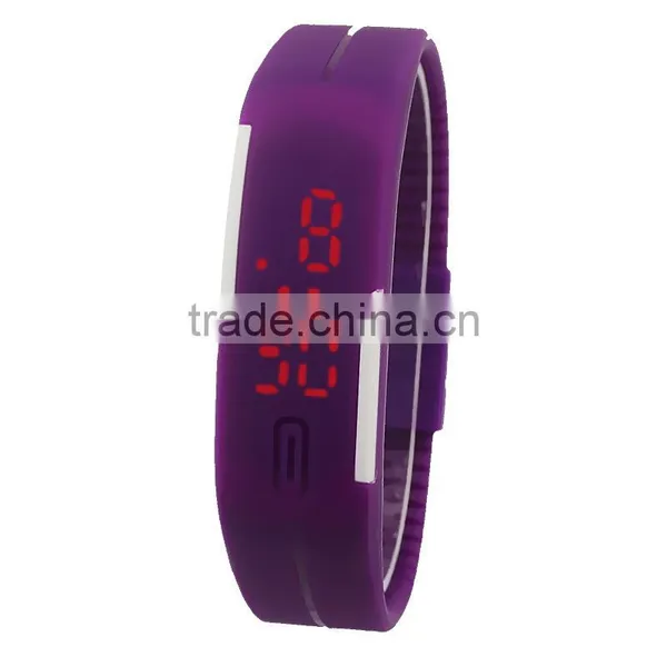 Plastic Promotional Watches With Your Own Logo Digital Bracelet Silicone Led Watch photo-2