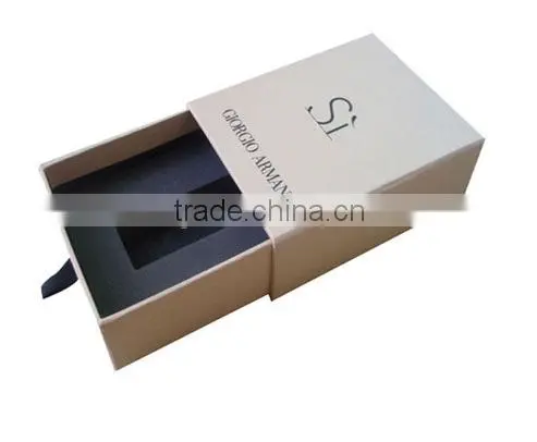 Recyclable Material Underwear Paper Packaging Box Design photo-4