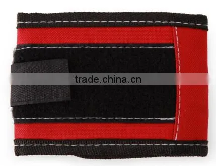 Magnetic Wristband With Embedded Super Strong Magnets photo-4