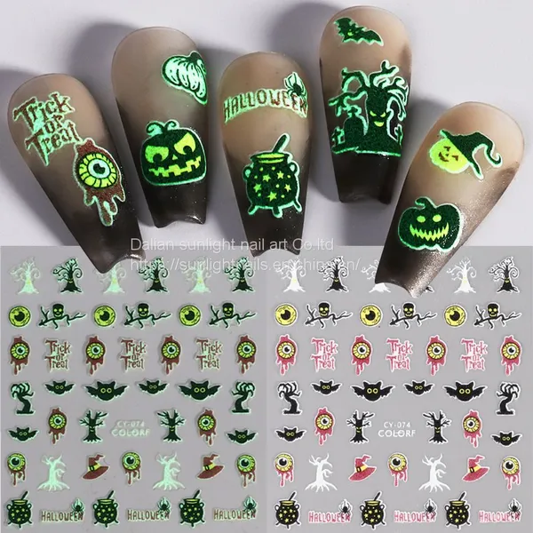Wholesale of Halloween Nail Stickers, Gold and Silver Plated, Mirror Shaped Snowflake Elk Inset Style Back Glue Nail Stickers photo-5