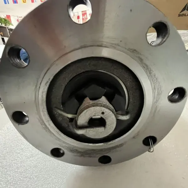 SDLG 4110000487 Support Bearing Shaft for Wheel Loader LG956L From China in Stock photo-5