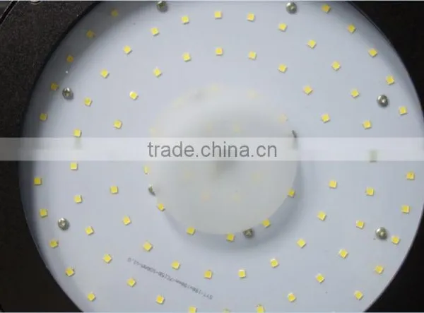 Shenzhen Factory 100W UFO LED High Bay Light for Industrial Warehouse Lighting Retrofit photo-3