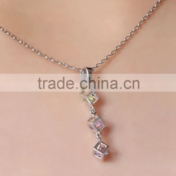 Website China 925 Sterling Silver Tricolor CZ Cube Pendant Necklace photo-5