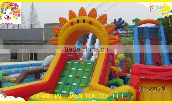 2015 Customized PVC Inflatable Castle photo-4