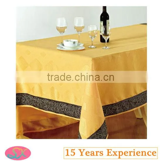 Good Quality 100%Polyester Jacquard Table Cloth