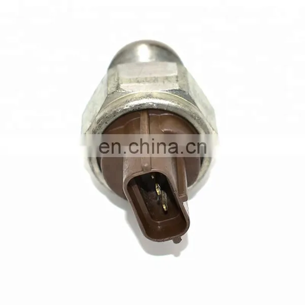 499000-6131 8-98119790-0 8981197900 Original Rail Pressure Sensor photo-2