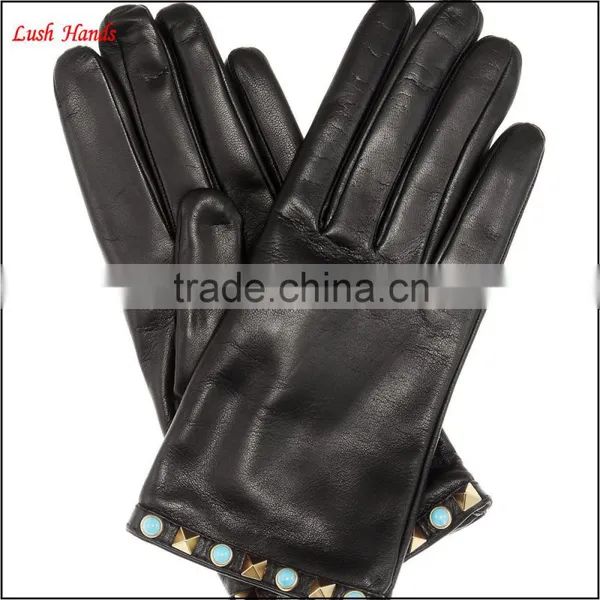 Black Basic Tight Rockstud Leather Gloves for Women photo-2