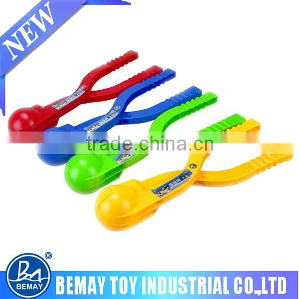 Funny Plastic Snowball Clip Sand Tool Snowball Maker Promotion Toys