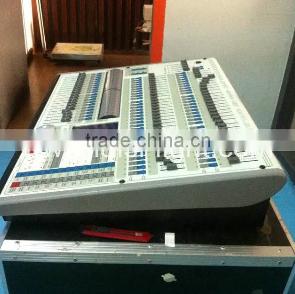 Factory Wholesale Specialist Pearl 2010 Lighting Console Professinal Stage Equipment Dmx512 Controller photo-2