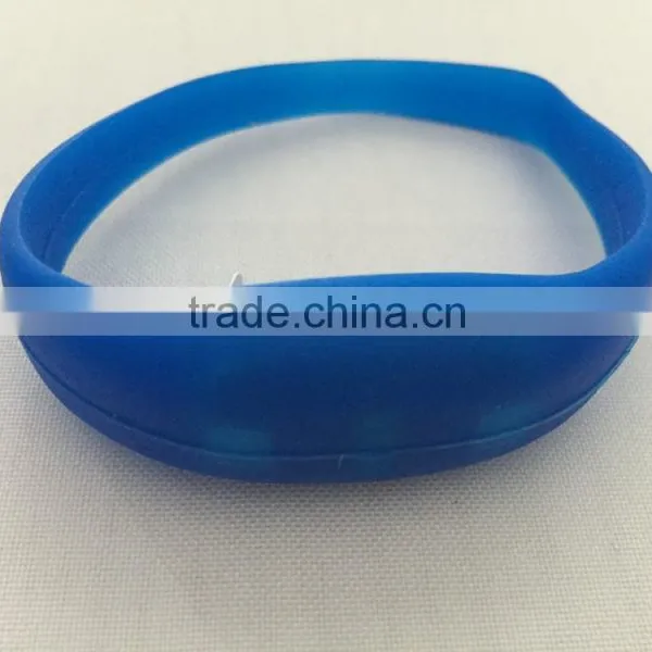 Professional Cheap ABS Reflective Wristband Safety Activity Wristband Alarms photo-6