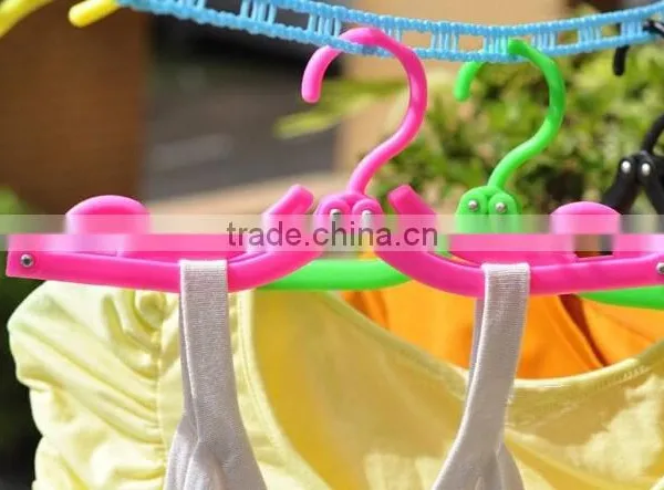 New Non Slip Hanger Portable Travel Plastic Shirt Clothing Holder Folding photo-6