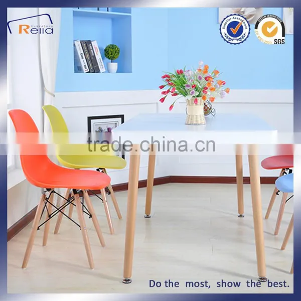 2016 New Design MDF White High Gloss Top Wood Legs Dining Table photo-2