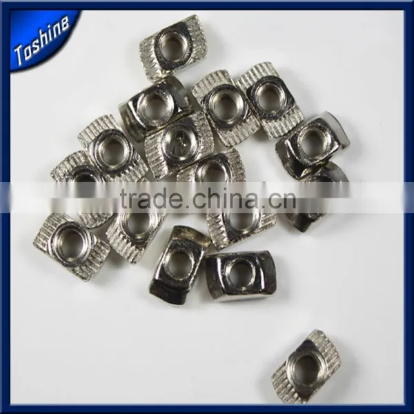 Hammer Nut Slot 8