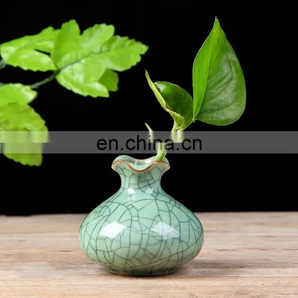 Green Decorative Mini Ceramic Vase Porcelain Ware photo-3