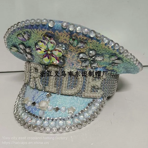 Plans for a Friend Wedding Gift, This is a Good Choice, Everyone Want to Take With Charming Bride photo-2
