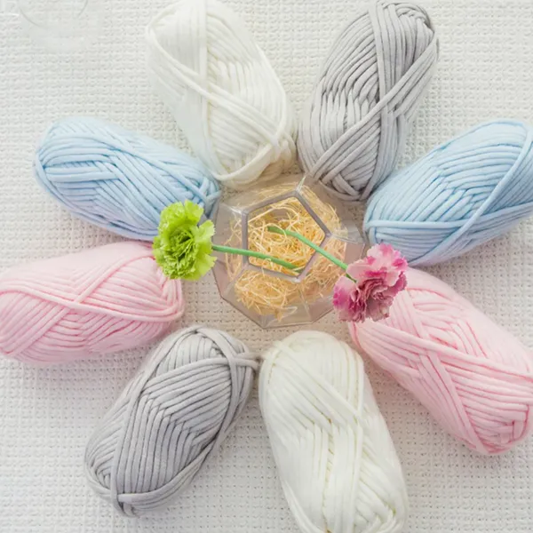 China Supplier Nylon Wool Acrylic Knitting Yarn for Crochet and Ladies Socks photo-3