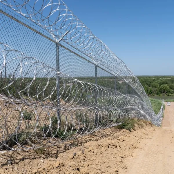 Razor Wire/cone-belly Razor Wire, Suitable for Security Fencing/galvanized Wire Mesh