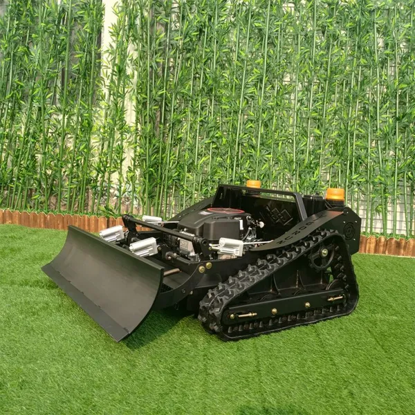 Hybrid Self-Powered Dynamo Blade Rotary Remote Control Lawn Mower on Tracks photo-6