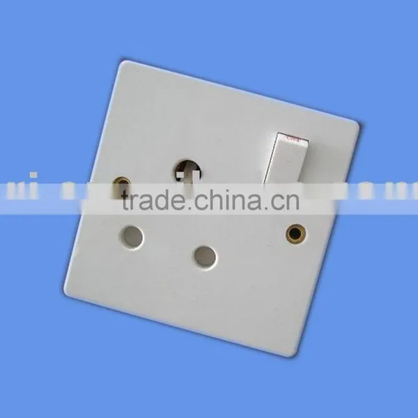 15A round pin socket