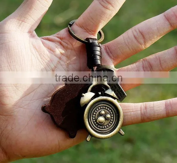 Promotional Cheap High Quality Handmade Custom Leather Keychains photo-4