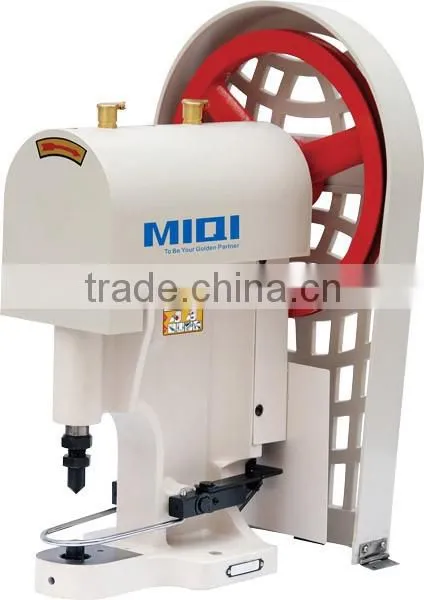 MQ-808 button-attaching machine