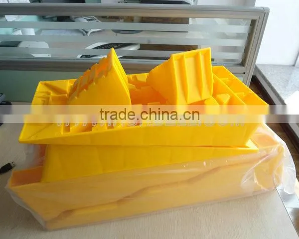 Plastic Level Block With Chocks for RV Caravan Motorhome photo-2