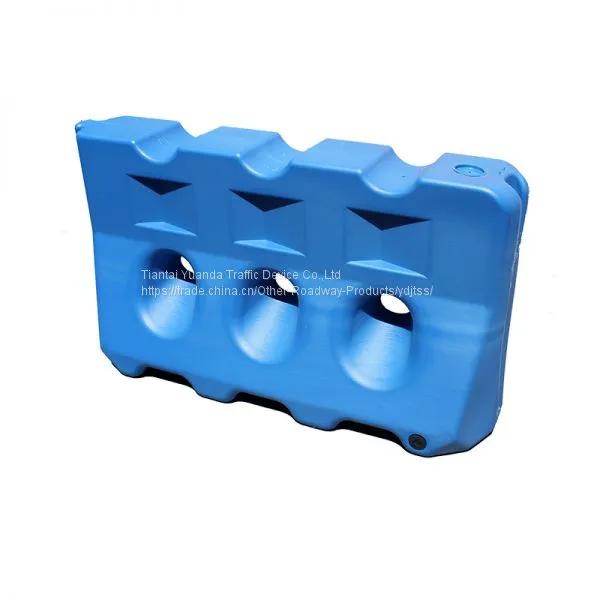 1800mm Plastic Water Filled Barrier photo-2