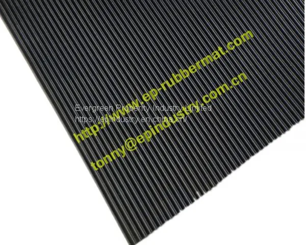 Fine Ribbed Rubber Sheet From Qingdao Singreat in Chinese( Evergreen Properity) photo-2