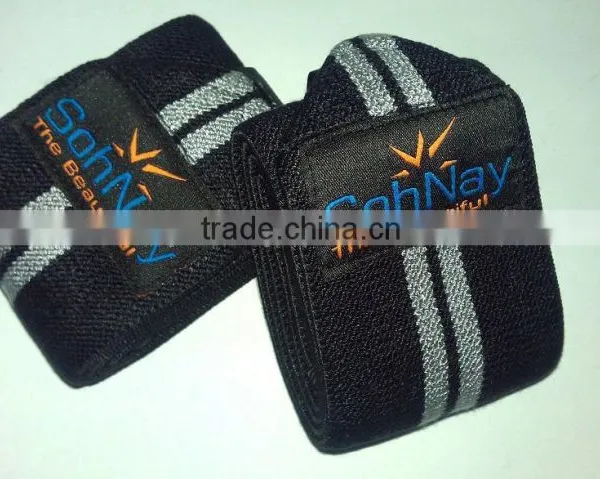 Weight Lifting Wrist Wraps Made by Strong Elasticated Material